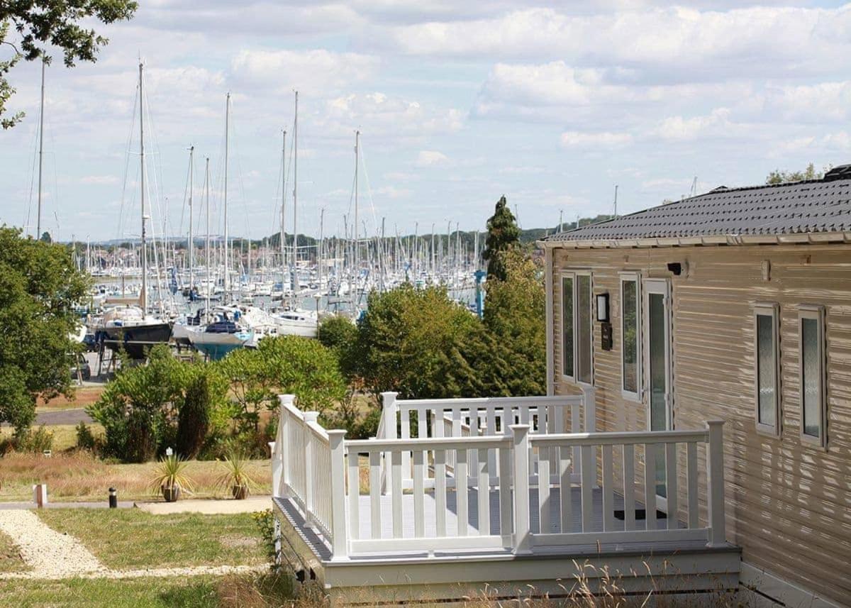 Mercury Yacht Harbour And Holiday Park Lower Swanwick Ngoại thất bức ảnh