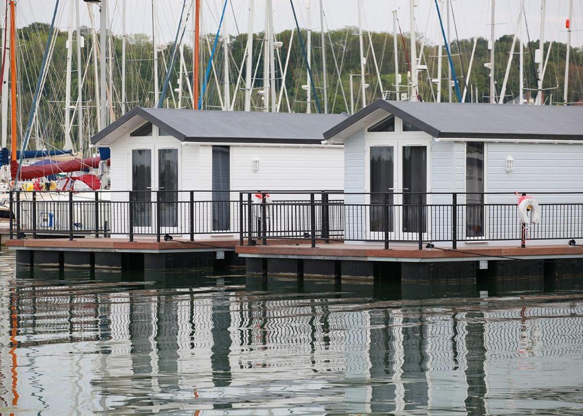Mercury Yacht Harbour And Holiday Park Lower Swanwick Ngoại thất bức ảnh